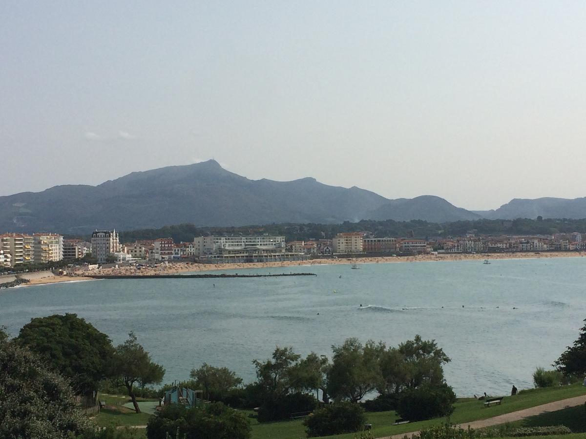 Bel Appartement Vue Mer - 1Er Rang Front De Mer 圣让－德吕兹 外观 照片